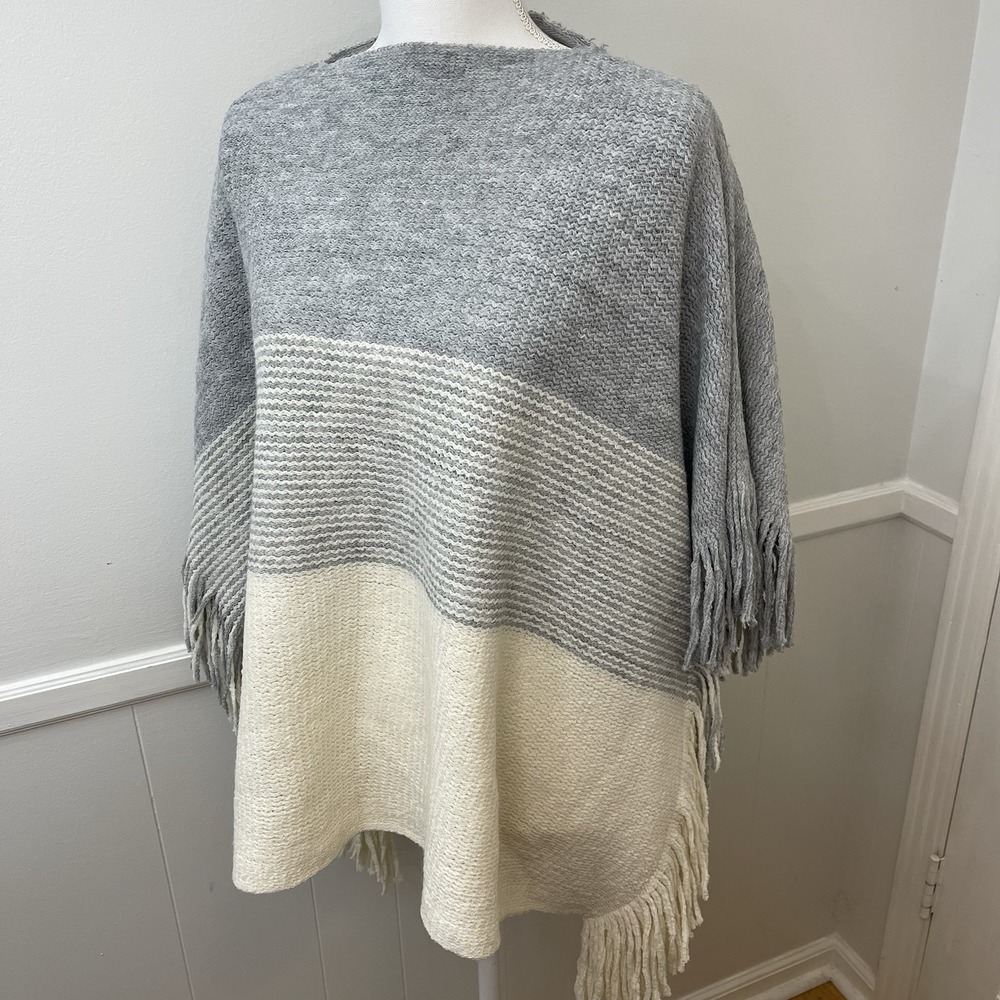 J. Jill Wearever Collection Blanket Poncho Gray Ivory S-L
